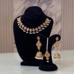 Nila jhumki set