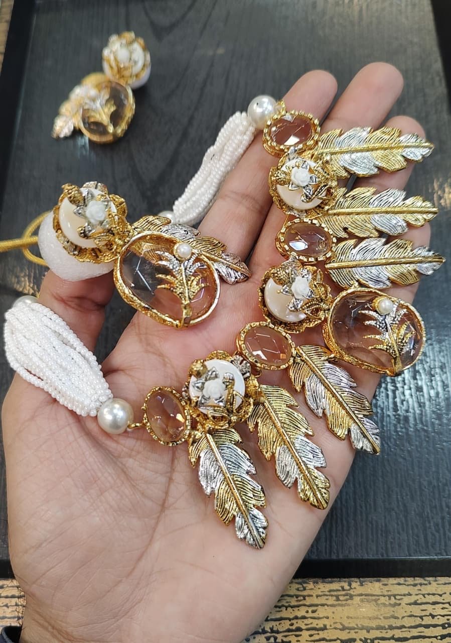 7f684b1a-1a10-4275-9f59-defd82af07ef Crush choker set - Image 1