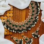Anaya necklace set