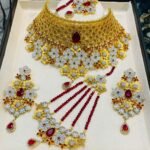 Goldpolished bridal set