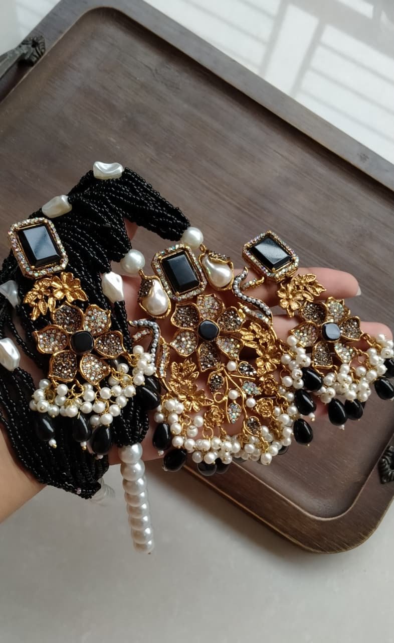 e2496f39-1e69-4c07-8a20-bcbecdba4e18 Turkish mala set - Image 1