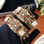 White motherpearl bangles