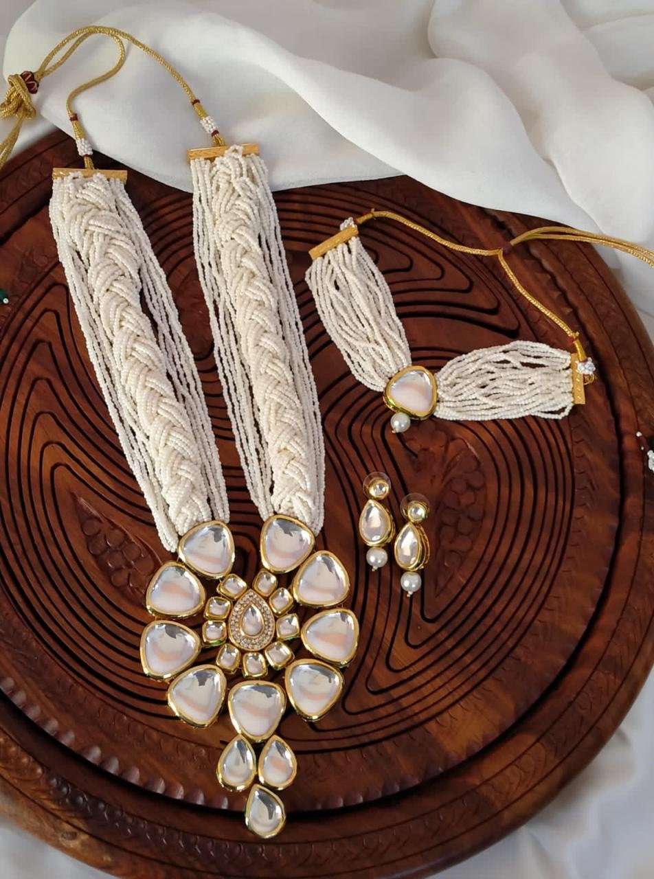 IMG-20251230-WA0580 Kundan mala with choker - Image 1