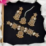 Flowery choker set