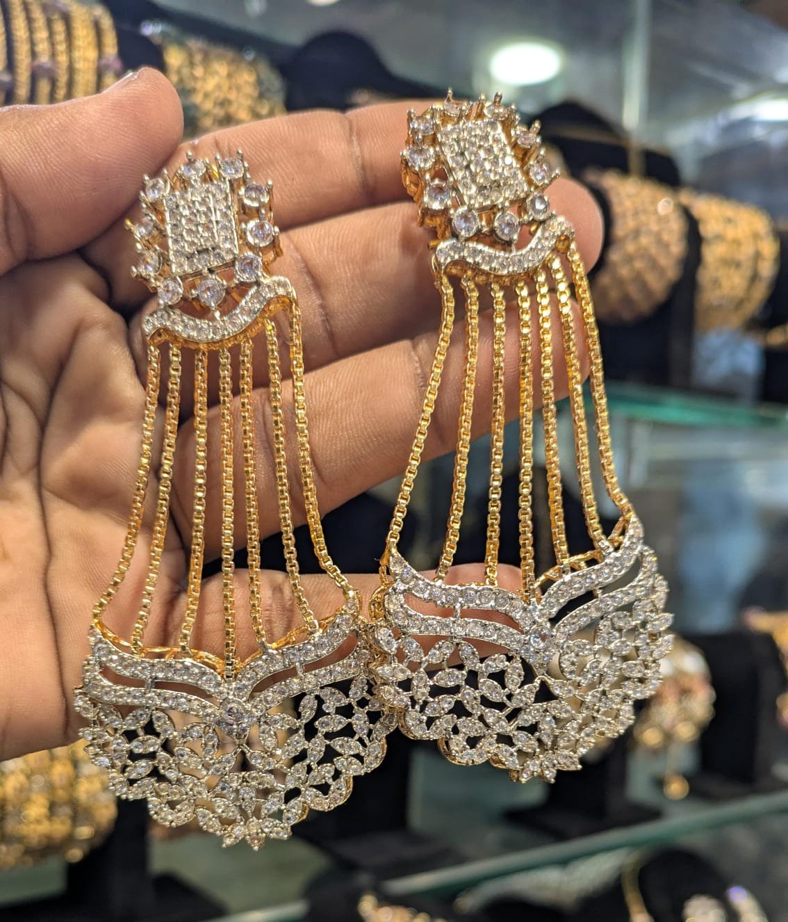 IMG-20260213-WA0426 Long earrings zirconia - Image 1