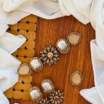 Egyption choker flower style