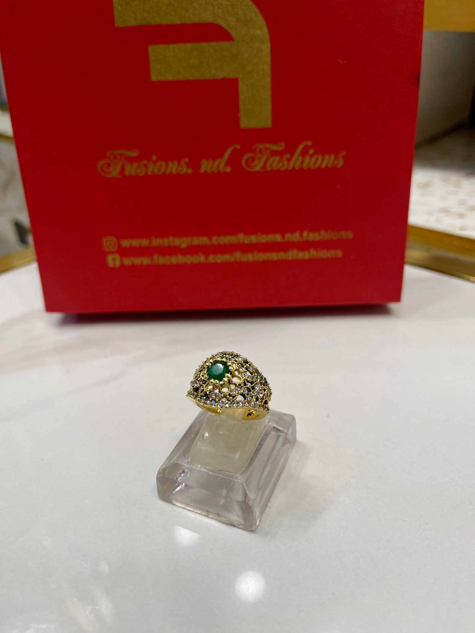 IMG_4059 Diamond cut goldplated ring - Image 1