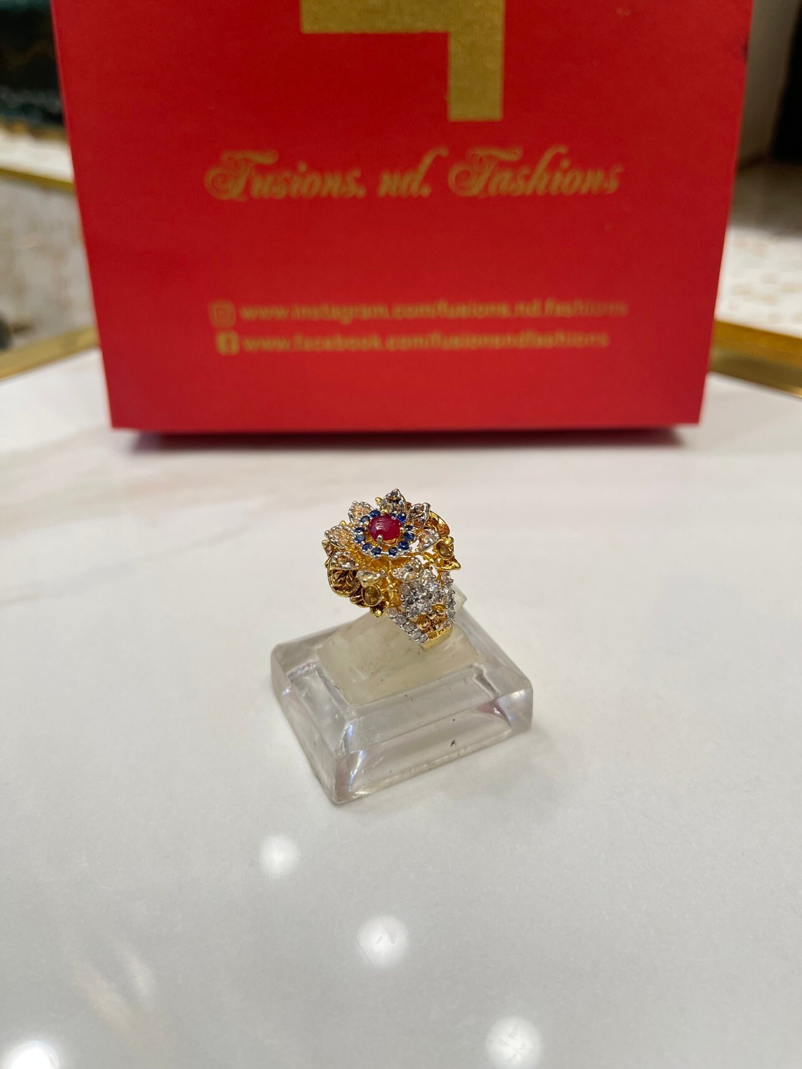 IMG_4136 Diamond cut goldplated ring - Image 1