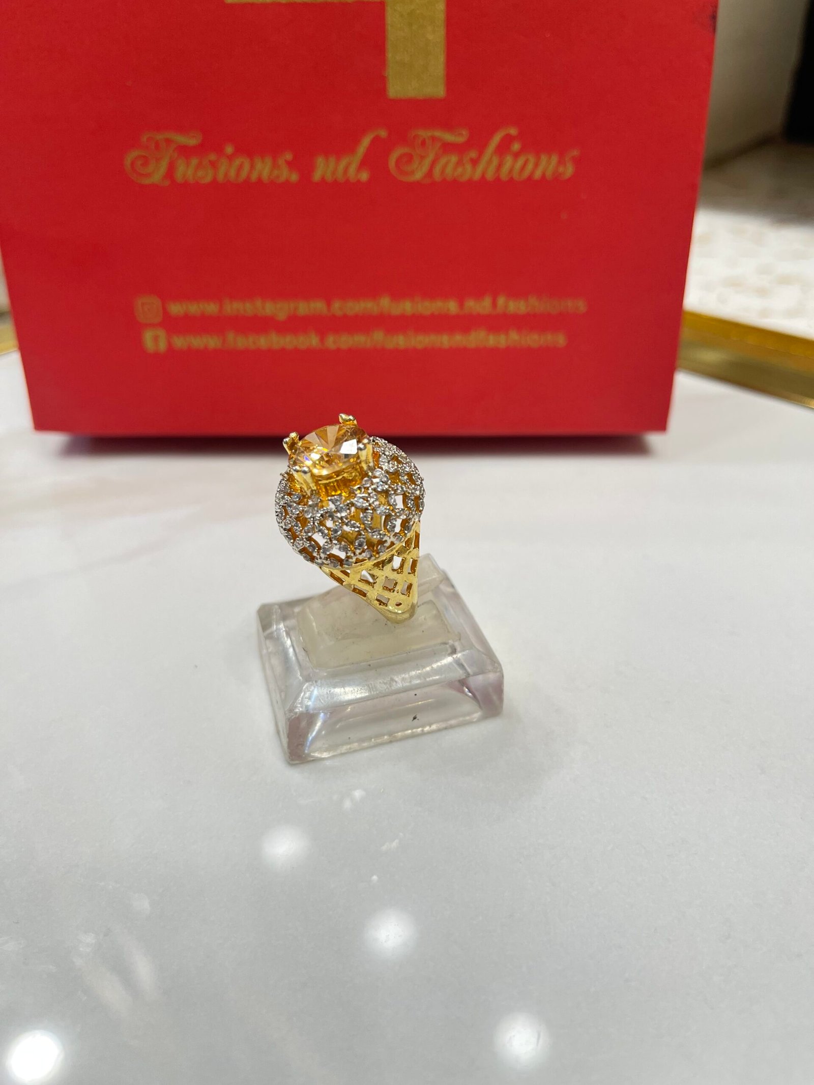 IMG_4140 Diamond cut goldplated ring - Image 1