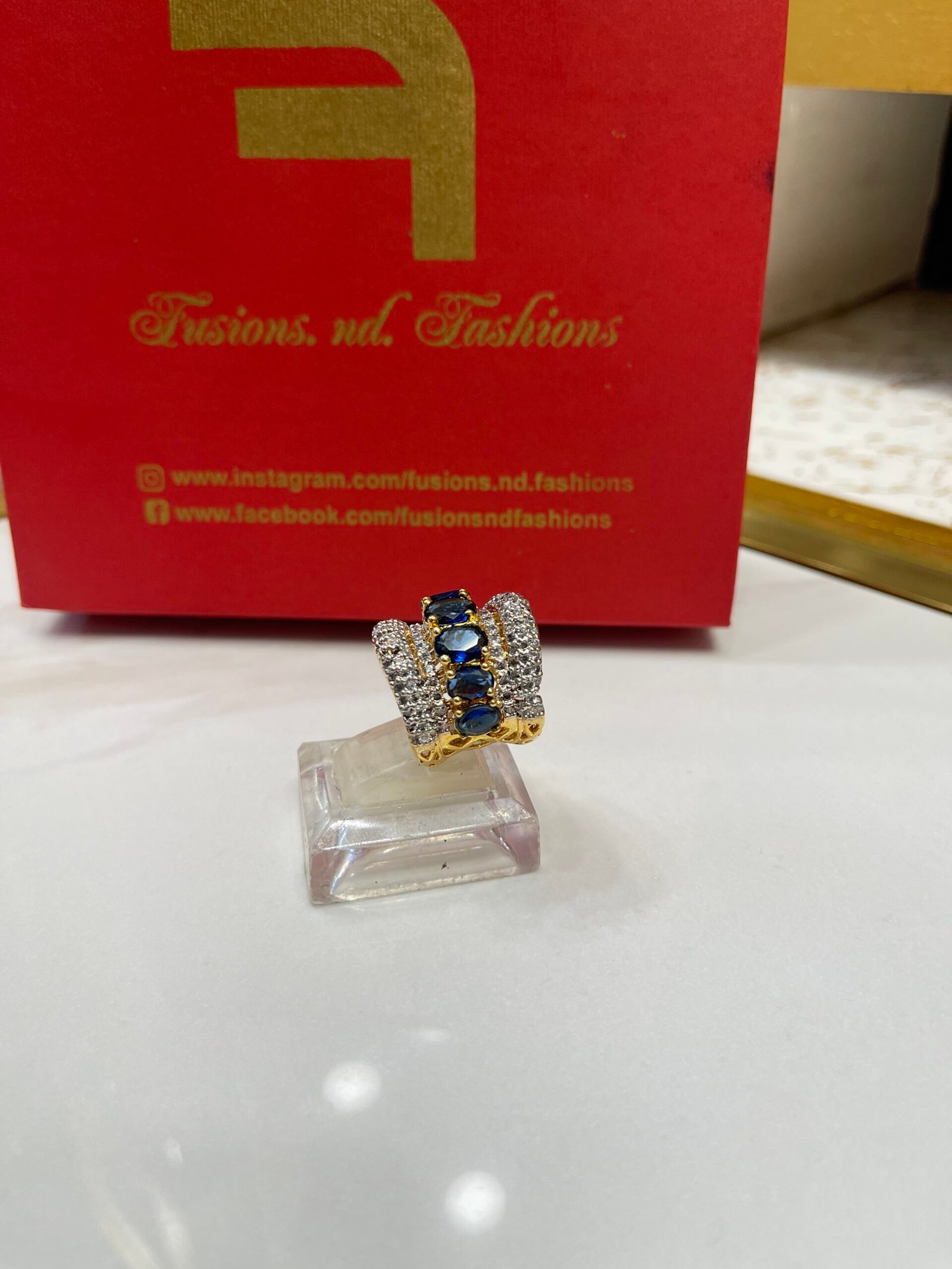 IMG_4155 Diamond cut goldplated ring - Image 1