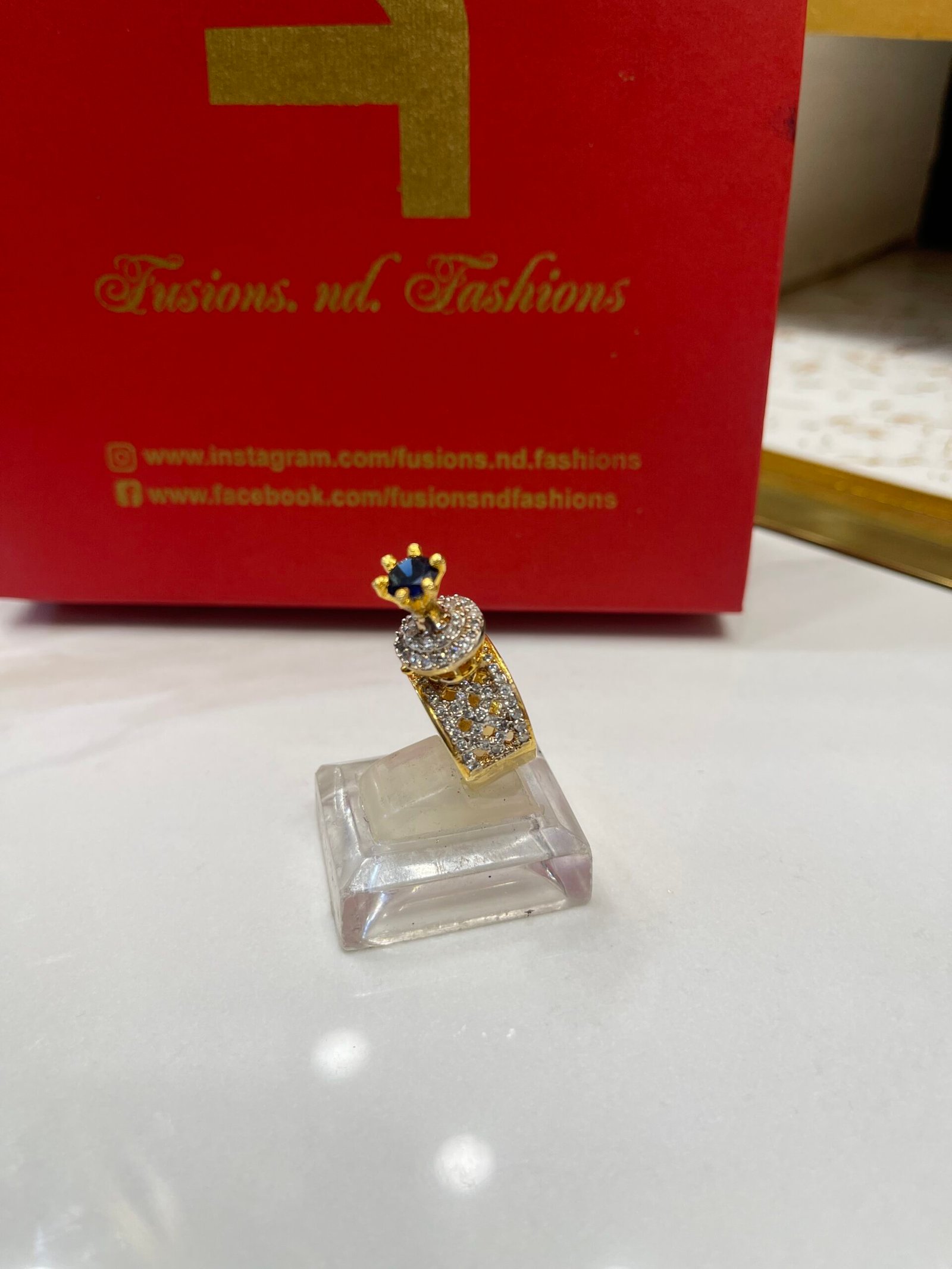 IMG_4170 Diamond cut goldplated ring - Image 1