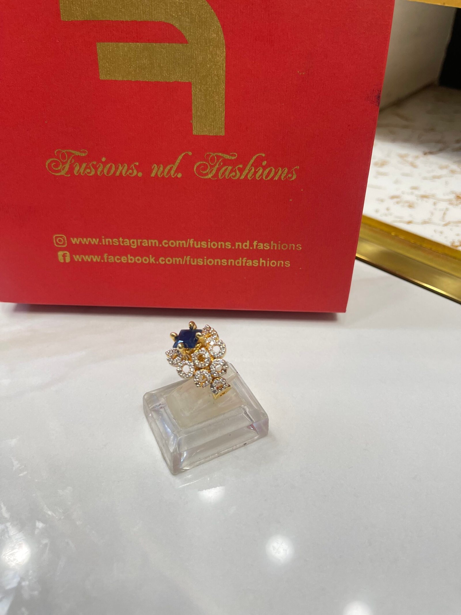 IMG_4173 Diamond cut goldplated ring - Image 1