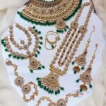 Hajar indian dubbi kundan bridal set